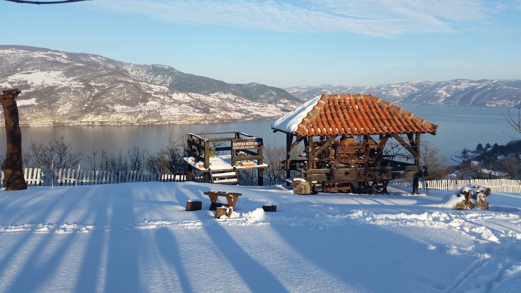 Etno Kompleks Kapetan Misin Breg Donji Milanovac Extérieur photo